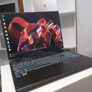 New Laptop Asus ROG Strix Hero II 16GB Intel Core i9 SSD 1T