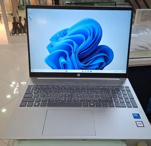 New Laptop HP Pavilion 15 16GB Intel Core Ultra 5 SSD 512GB