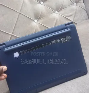 Laptop Asus 4GB Intel Celeron SSD 60GB