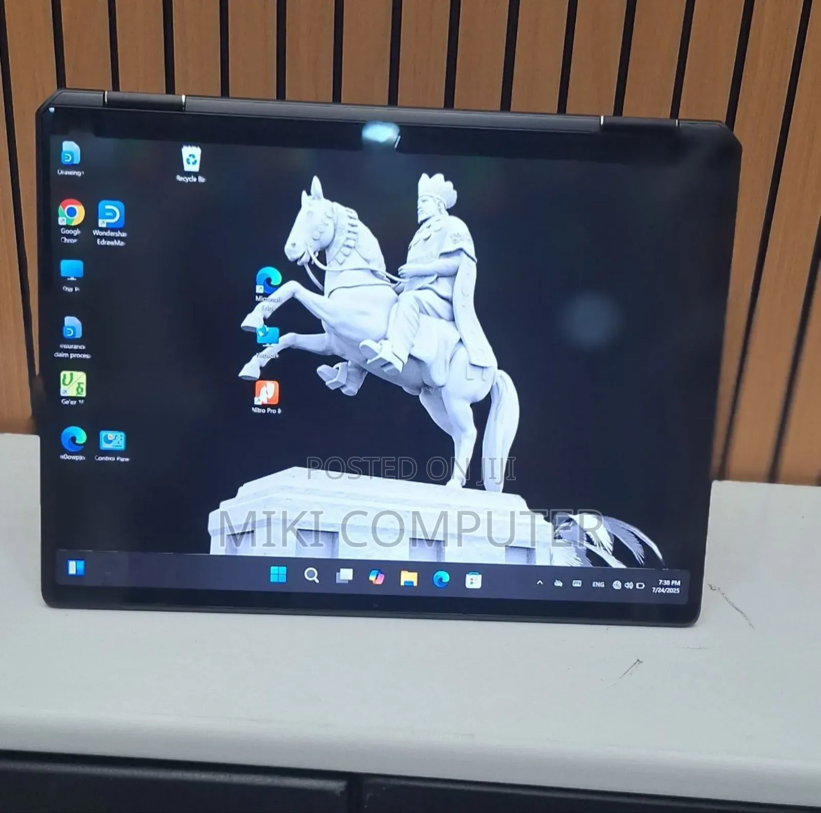 New Laptop HP Spectre 16GB Intel Core i5 SSD 512GB