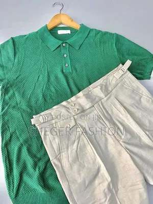 Photo - Hafe Zip T-Shert and Terouther