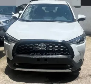Photo - New Toyota Corolla 2023 White