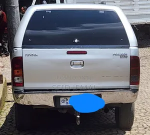 Toyota Hilux 2008 Silver