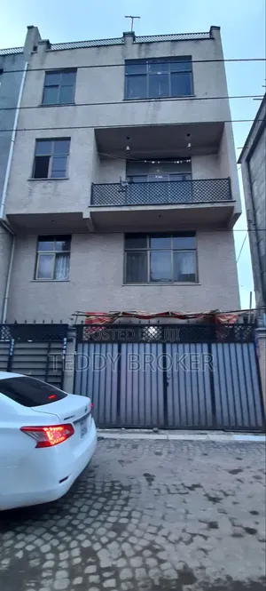 8bdrm House in Haile Garment, Nifas Silk-Lafto for sale