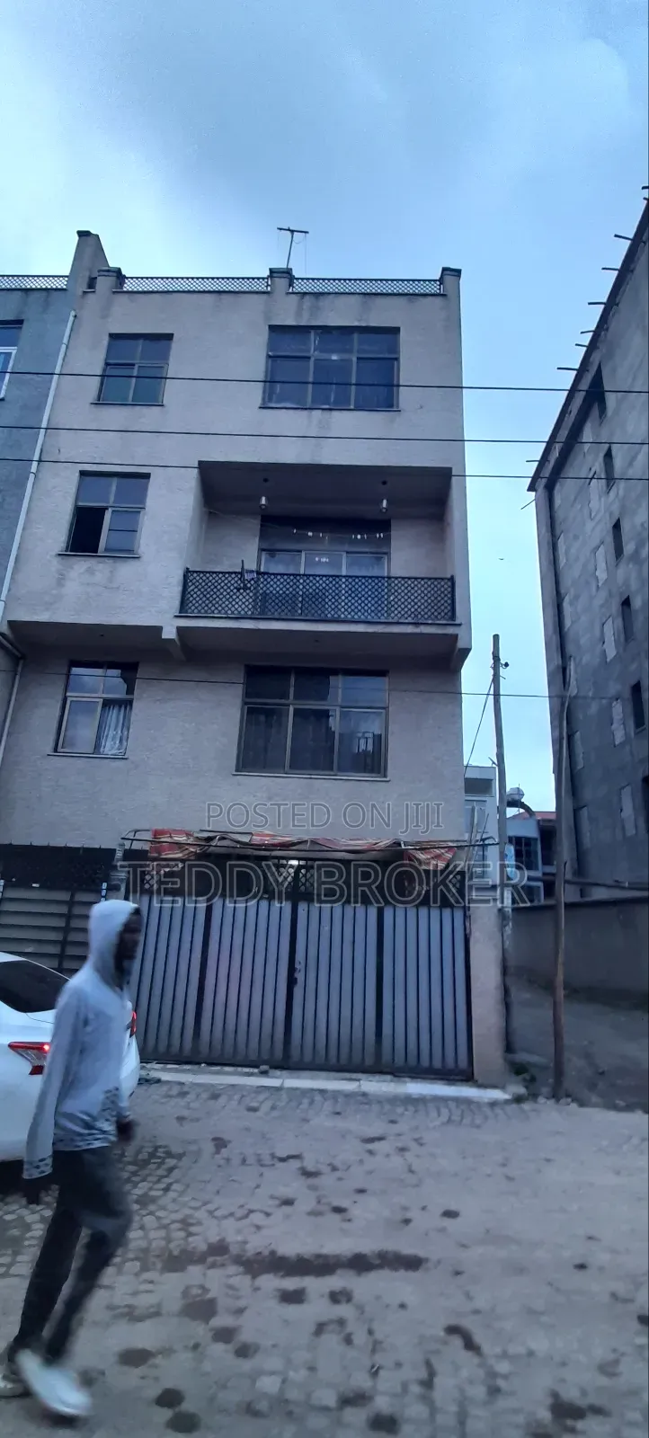 8bdrm House in Haile Garment, Nifas Silk-Lafto for sale