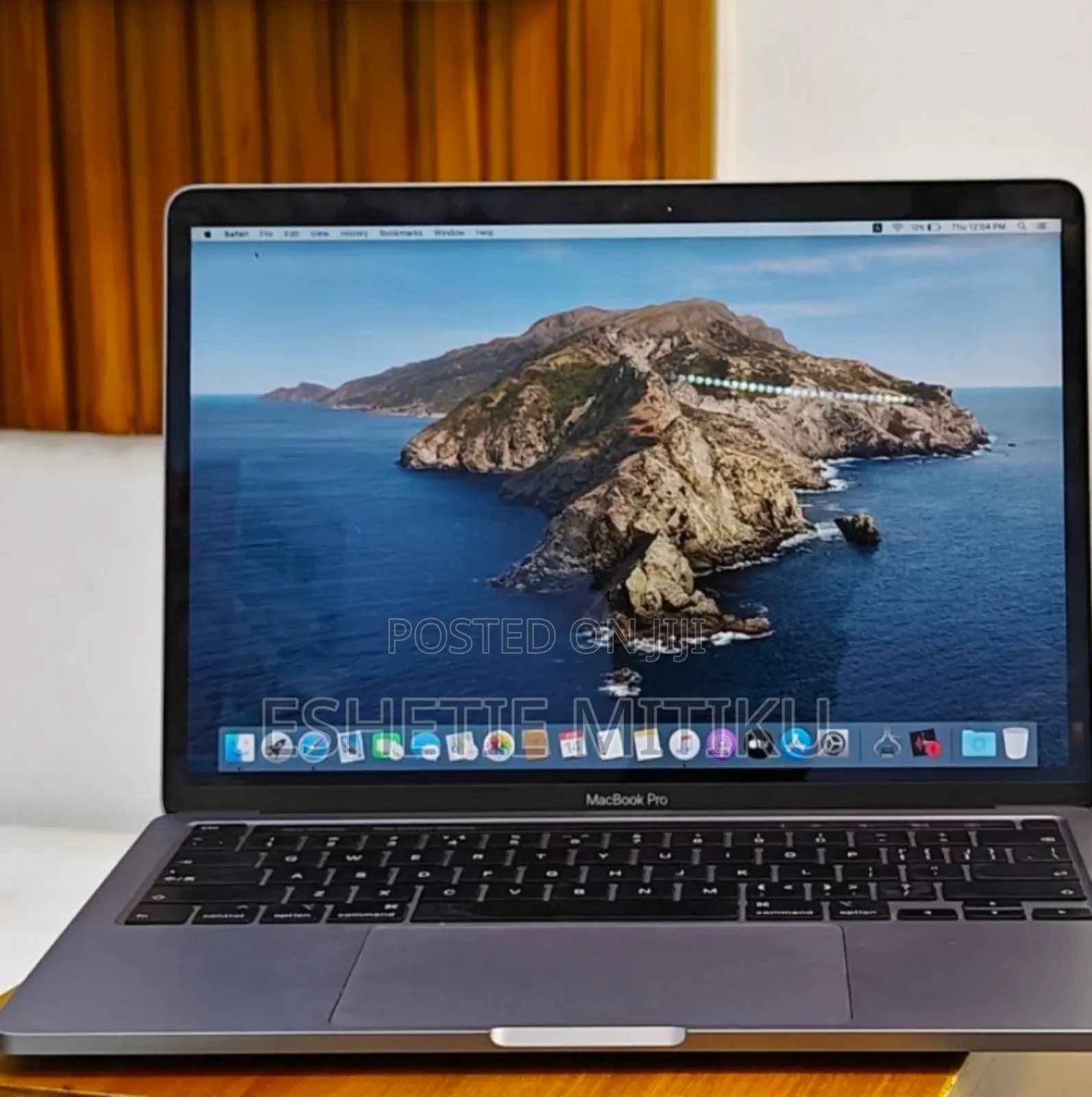 New Laptop Apple MacBook Air 2020 M1 8GB Intel Core I5 SSD 256GB