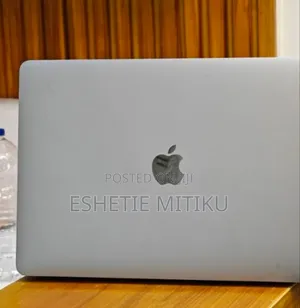 New Laptop Apple MacBook Air 2020 M1 8GB Intel Core I5 SSD 256GB