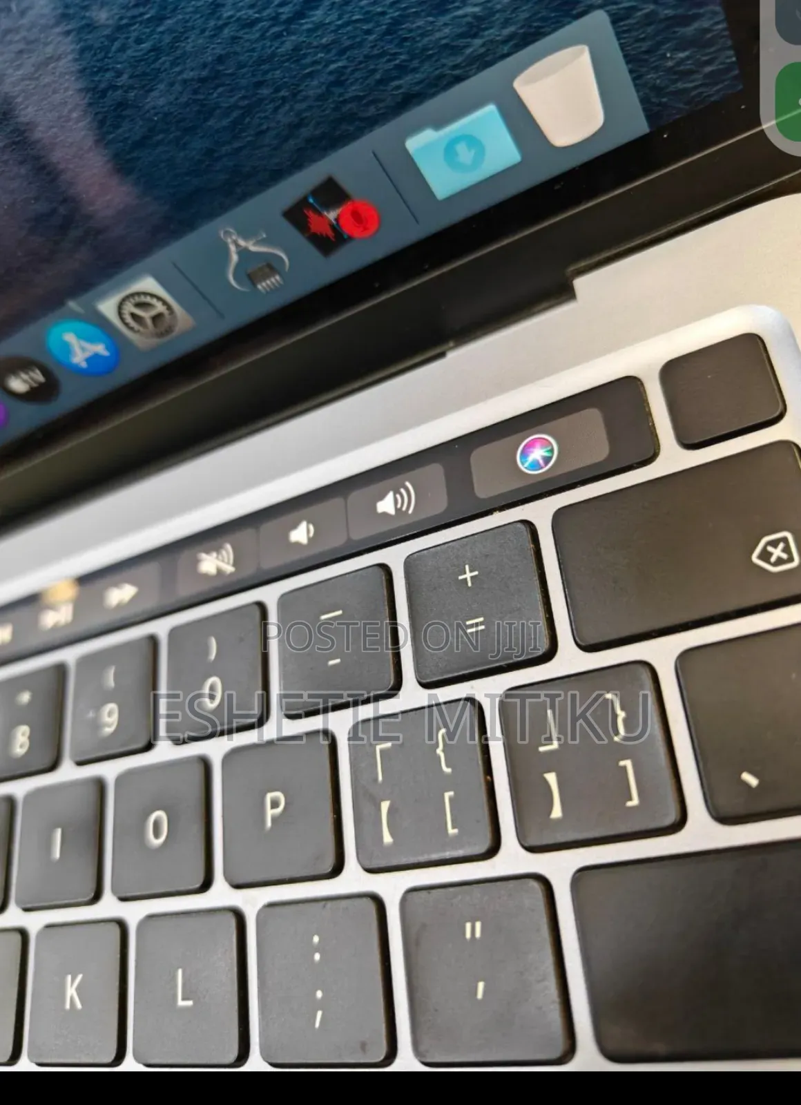 New Laptop Apple MacBook Air 2020 M1 8GB Intel Core I5 SSD 256GB