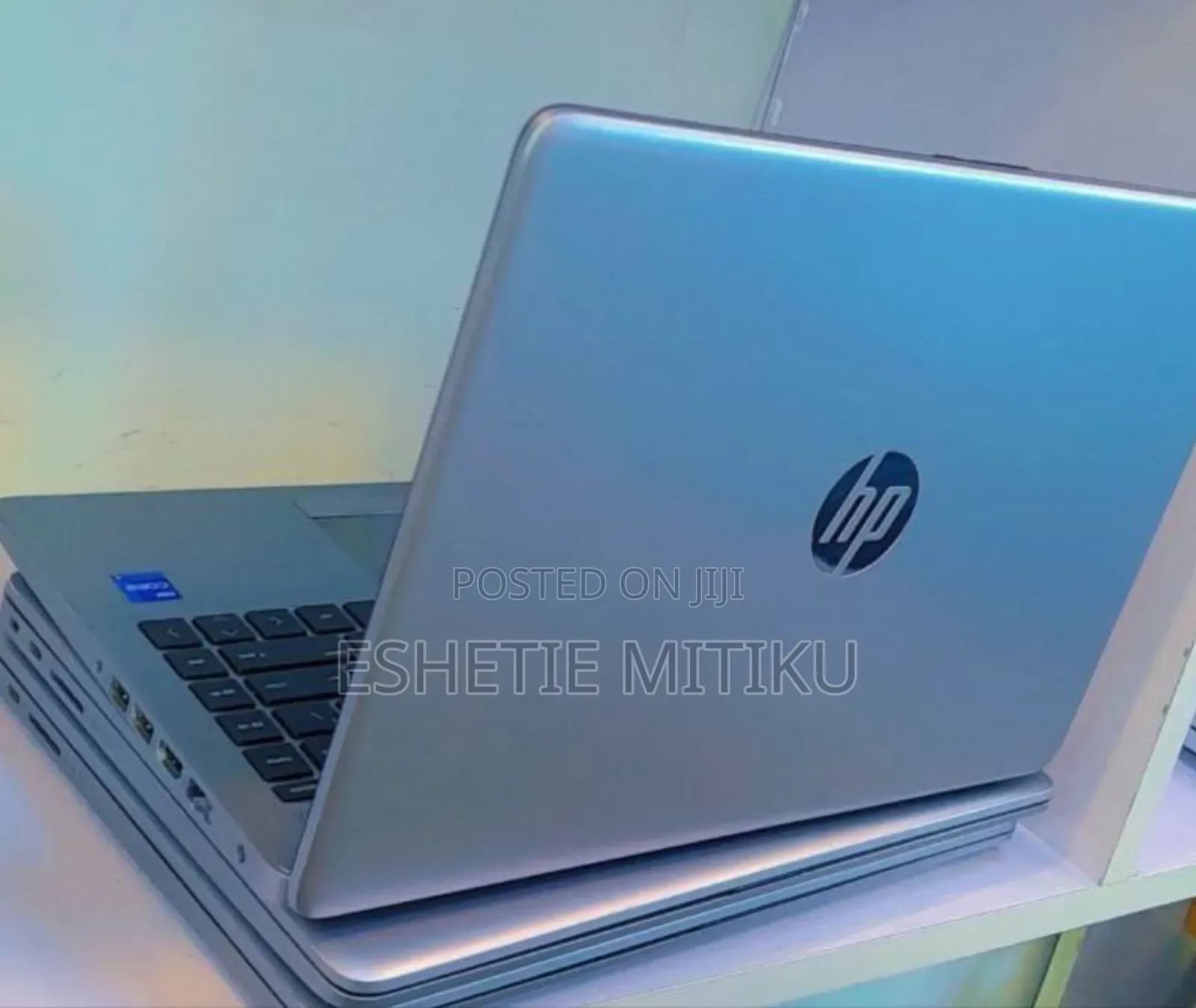New Laptop HP 8GB Intel Core I7 SSD 256GB
