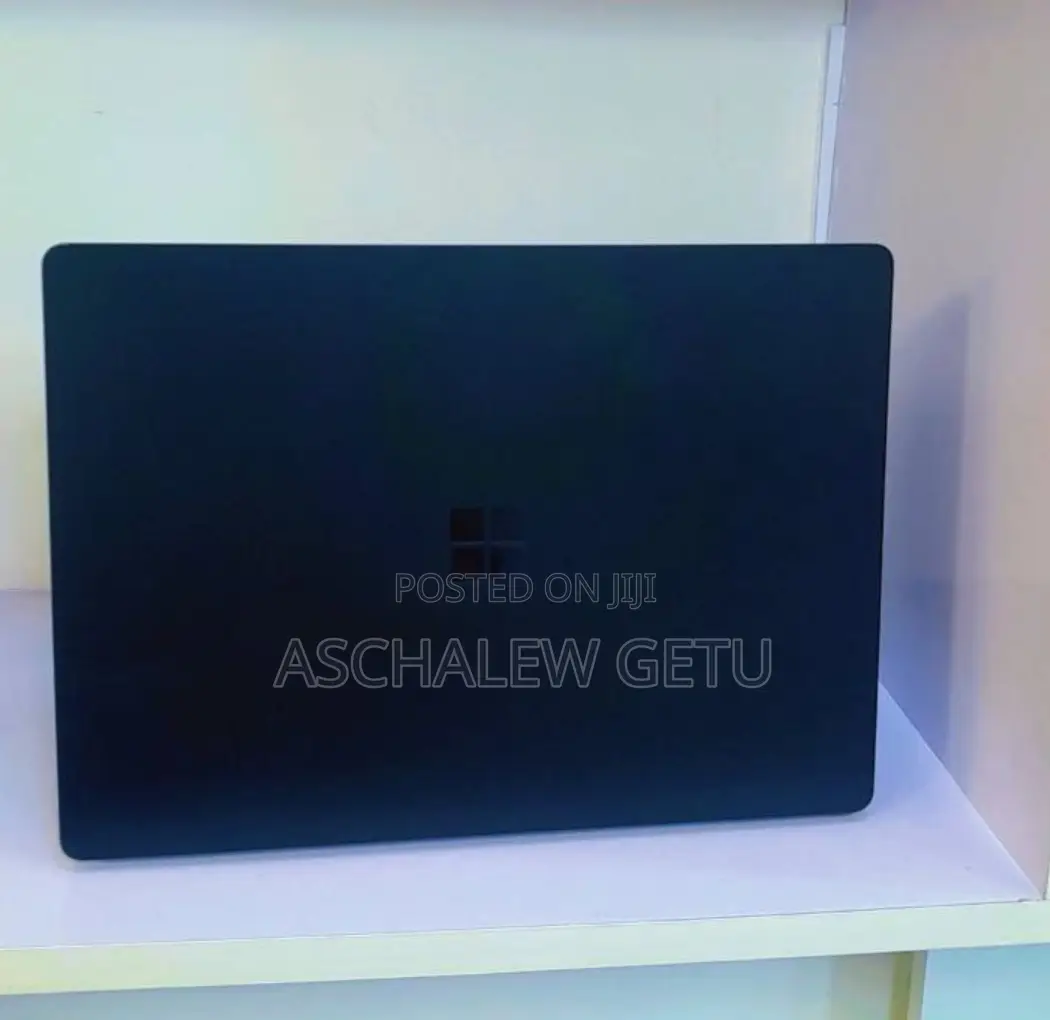New Laptop Microsoft Surface 16GB Intel Core I7 SSD 512GB