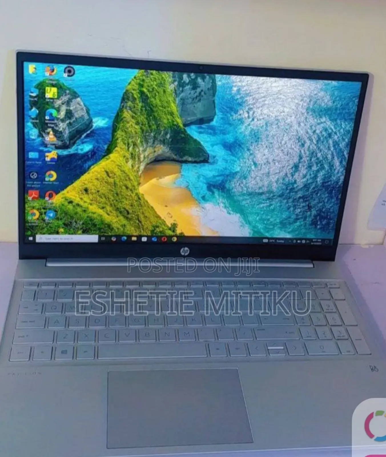 New Laptop HP Pavilion 15 8GB Intel Core I5 SSD 256GB