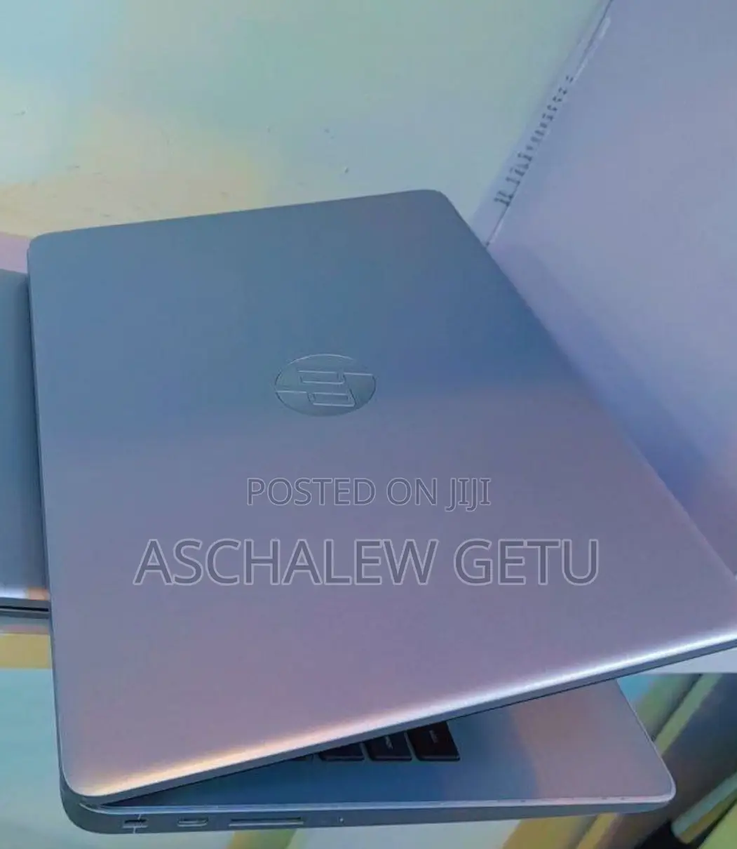 New Laptop HP Stream Notebook 8GB Intel Core I7 SSD 256GB