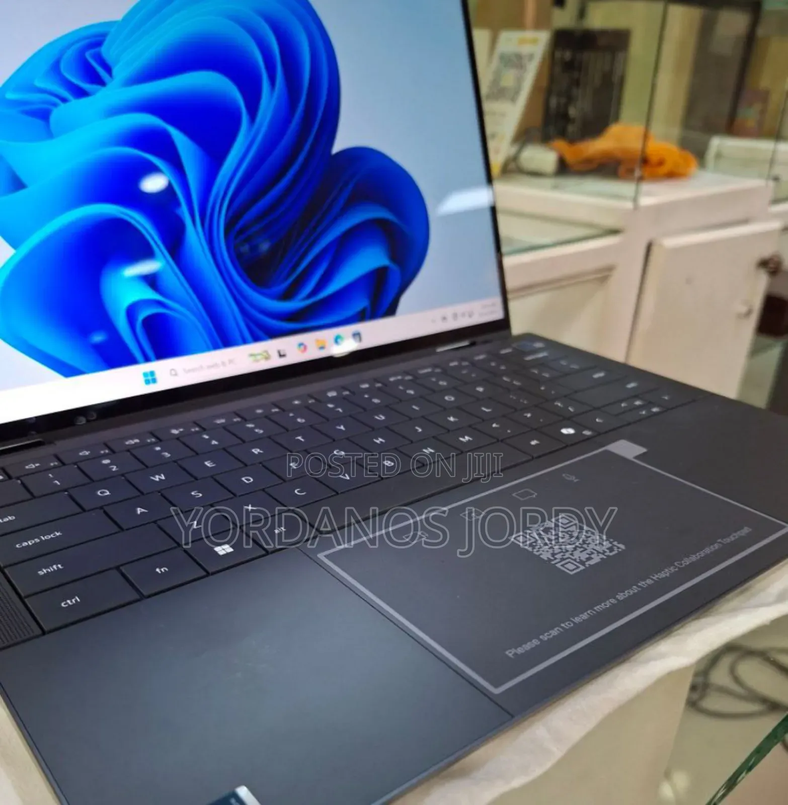 New Laptop Dell Latitude 9440 32GB Intel Core Ultra 7 SSD 1T