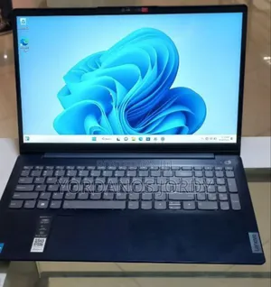 New Laptop Lenovo Ideapad 3 8GB Intel Core I3 SSD 256GB