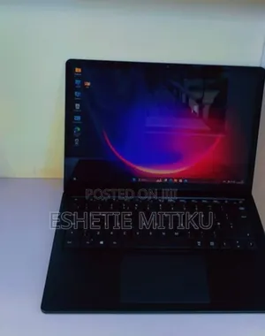 Photo - New Laptop HP 8GB Intel Core I7 SSD 256GB