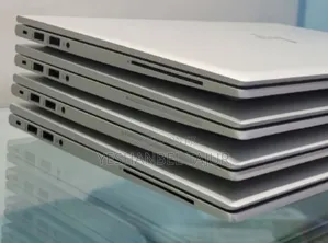 New Laptop HP EliteBook 840 G9 16GB Intel Core i5 SSD 512GB