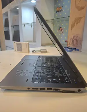 Photo - New Laptop HP EliteBook 840 G1 4GB Intel Core I5 HDD 500GB