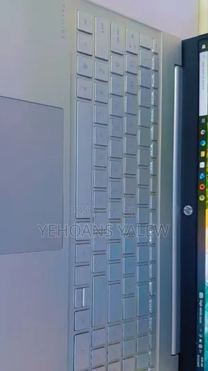 New Laptop HP Pavilion 15 8GB Intel Core I5 SSD 512GB