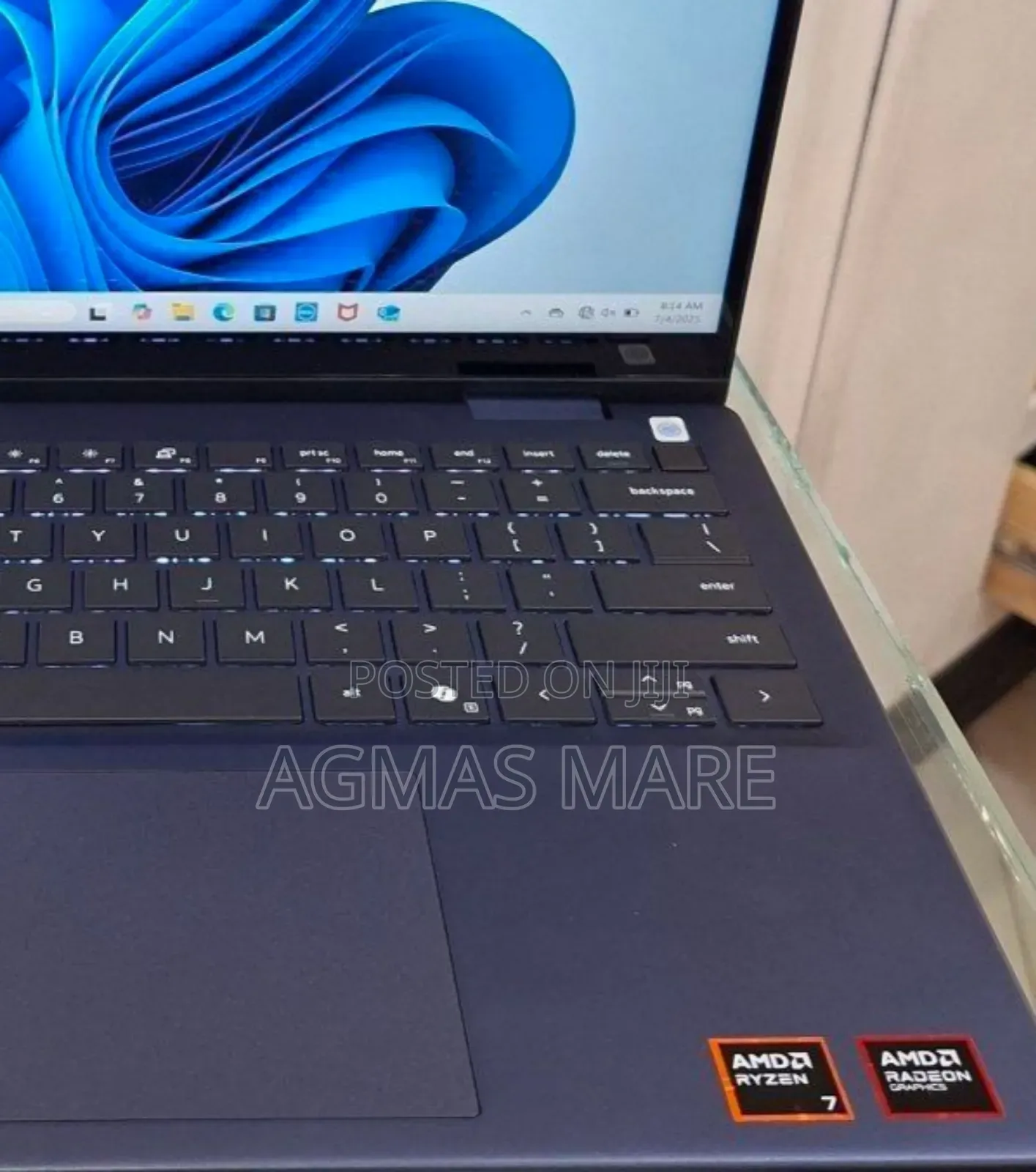 New Laptop Dell Inspiron 14 16GB AMD Ryzen 7 SSD 1T