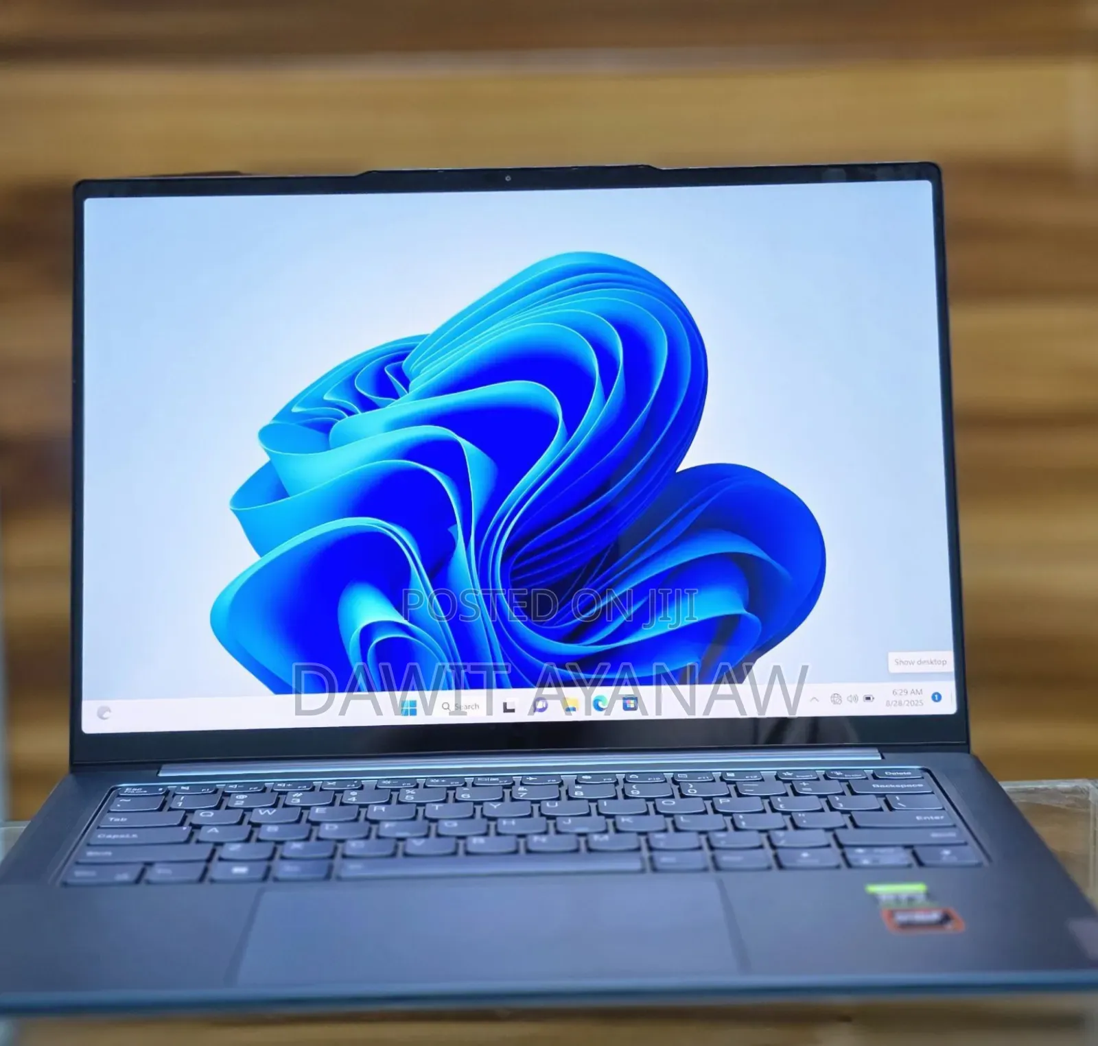 New Laptop Asus 16GB AMD Ryzen 7 SSD 512GB