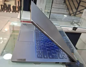 New Laptop Lenovo ThinkBook 13 16GB Intel Core i7 SSD 512GB