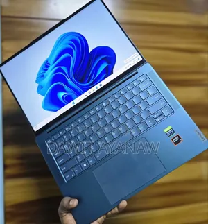 New Laptop Asus 16GB AMD Ryzen 7 SSD 512GB