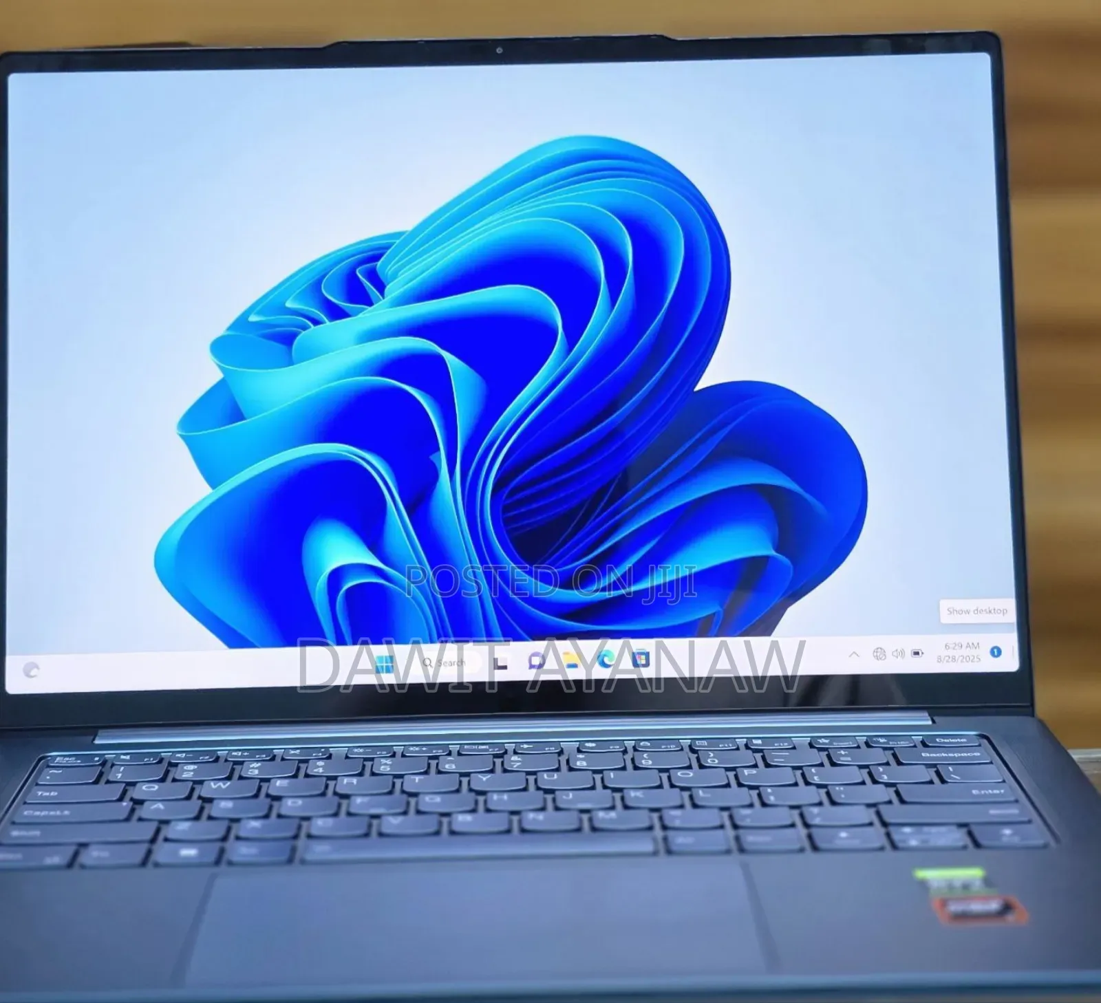 New Laptop Asus 16GB AMD Ryzen 7 SSD 512GB