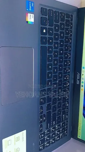 New Laptop Asus VivoBook 15 X505BA 8GB Intel Core i5 SSD 512GB