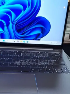 New Laptop Lenovo ThinkBook 13 16GB Intel Core I7 SSD 512GB