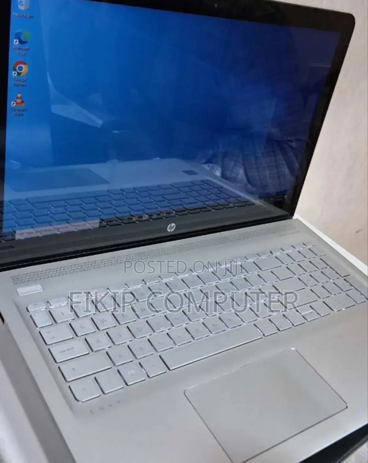 New Laptop HP Envy Pro 8GB Intel Core I7 SSD 1T