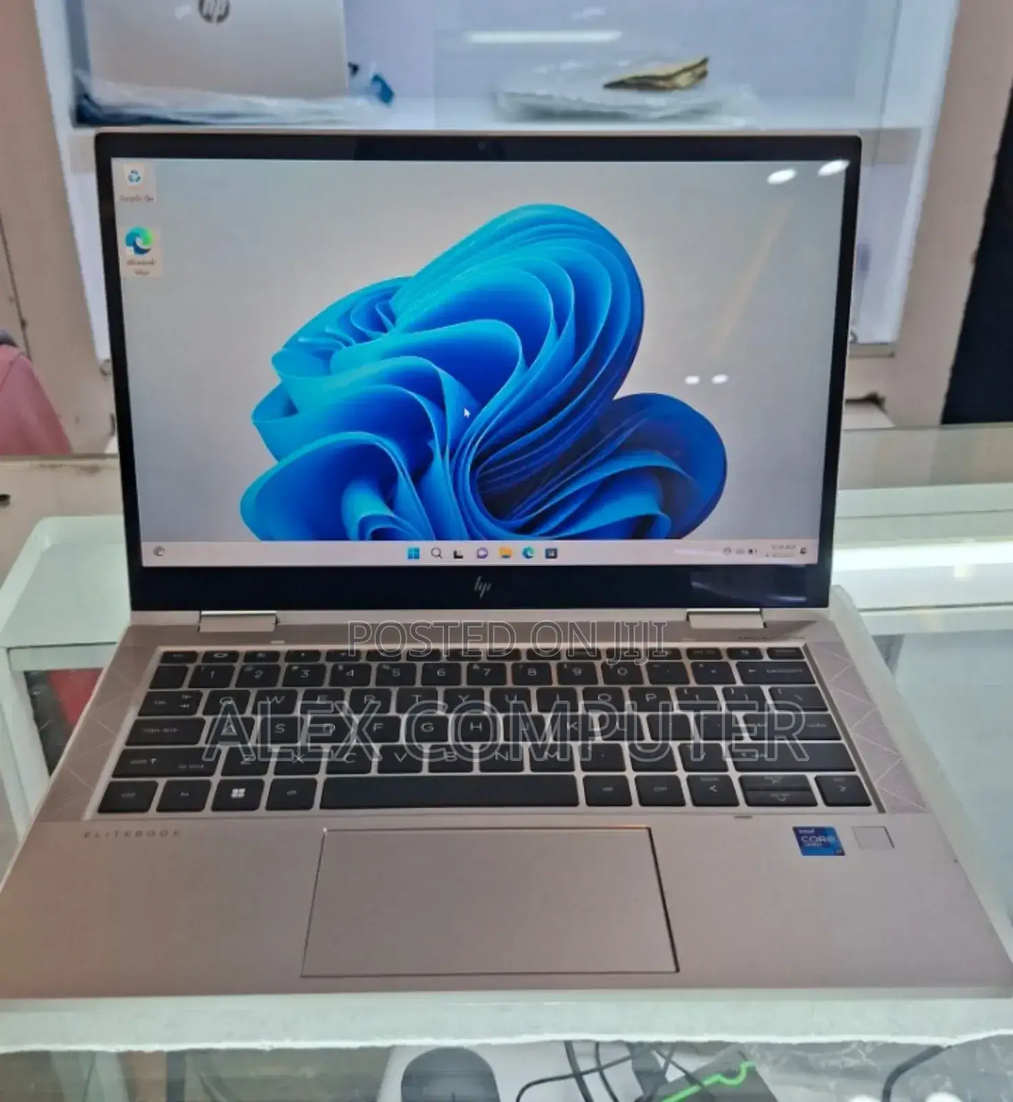 New Laptop HP EliteBook 830 G8 32GB Intel Core I7 SSD 512GB