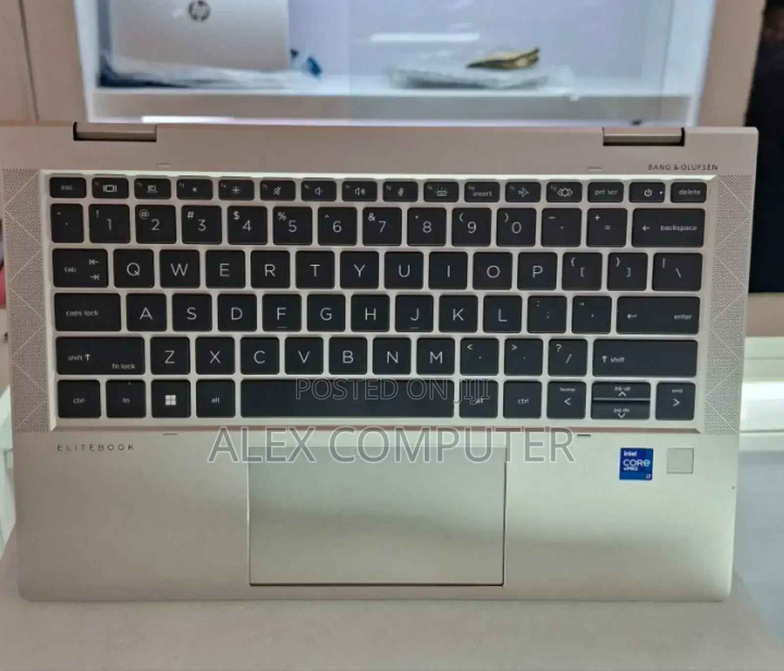 New Laptop HP EliteBook 830 G8 32GB Intel Core I7 SSD 512GB