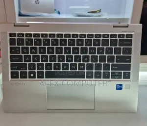 New Laptop HP EliteBook 830 G8 32GB Intel Core I7 SSD 512GB