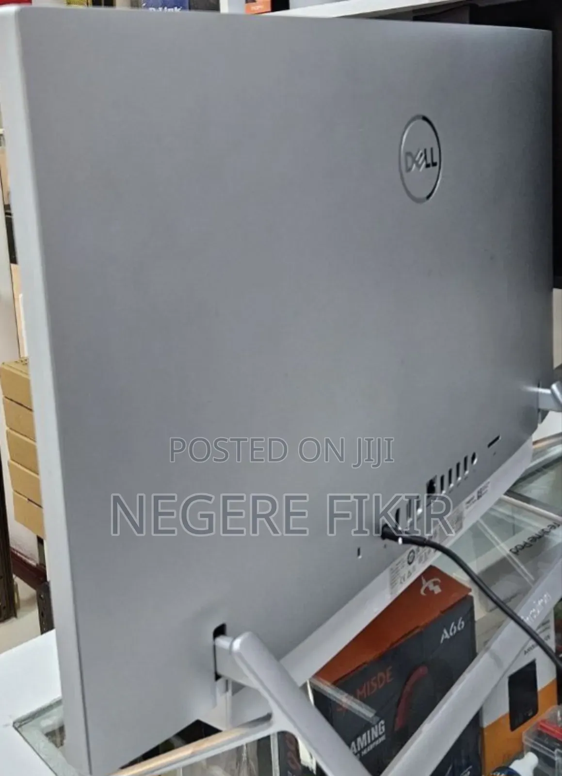 New Laptop Dell Inspiron 11 3000 12GB Intel Core I7 SSD 512GB