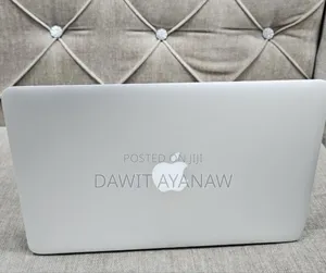 New Laptop Apple MacBook Pro 2015 4GB Intel Core I5 SSD 128GB