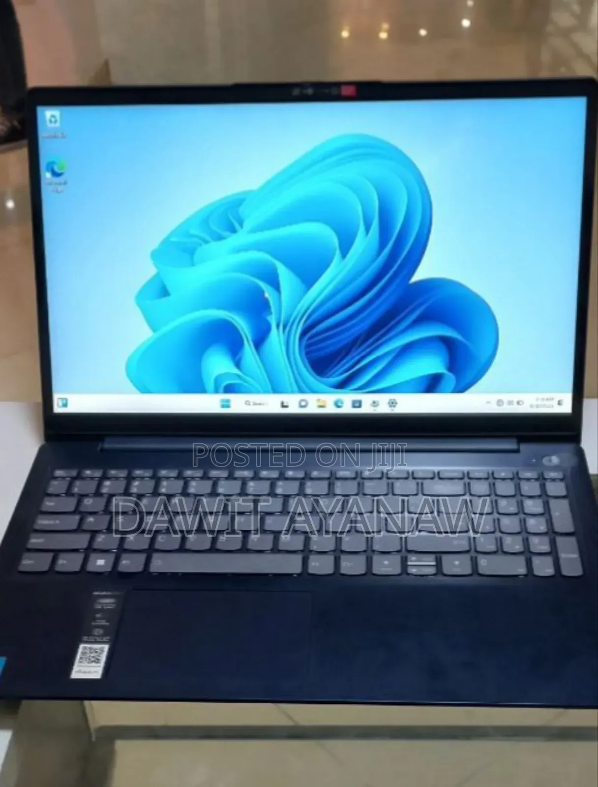 New Laptop Lenovo 8GB Intel Core I3 SSD 256GB