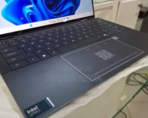 New Laptop Dell 32GB Intel Core Ultra 7 SSD 1T