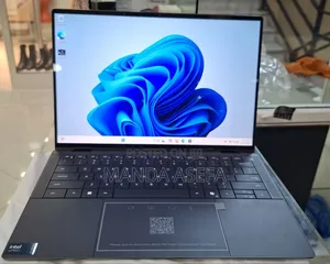 New Laptop Dell 32GB Intel Core Ultra 7 SSD 1T