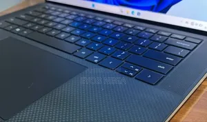 New Laptop Dell XPS 15 32GB Intel Core i7 SSD 512GB