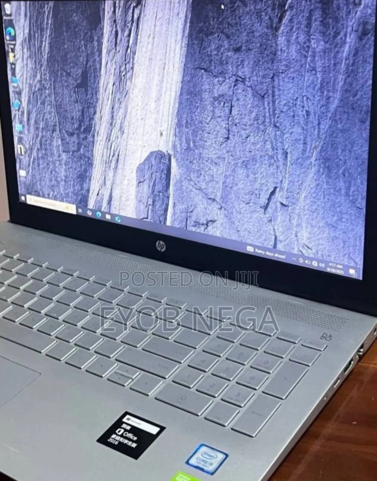 Laptop HP Pavilion 15 8GB Intel Core i5 HDD+SSD 750GB