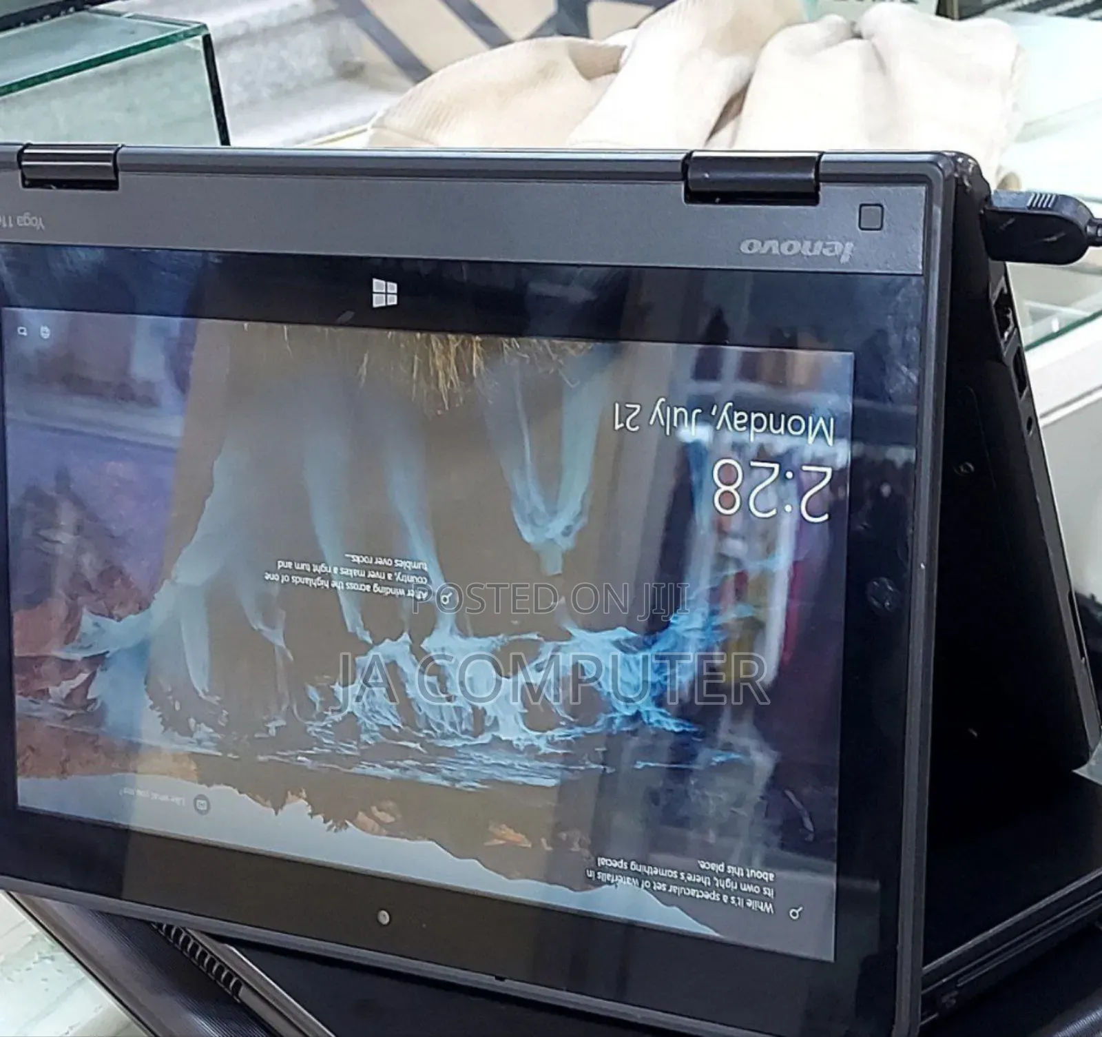 New Laptop Lenovo Yoga 11e 4GB Intel Pentium SSD 500GB