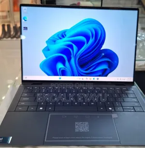 New Laptop Dell 32GB Intel Core Ultra 7 SSD 1T