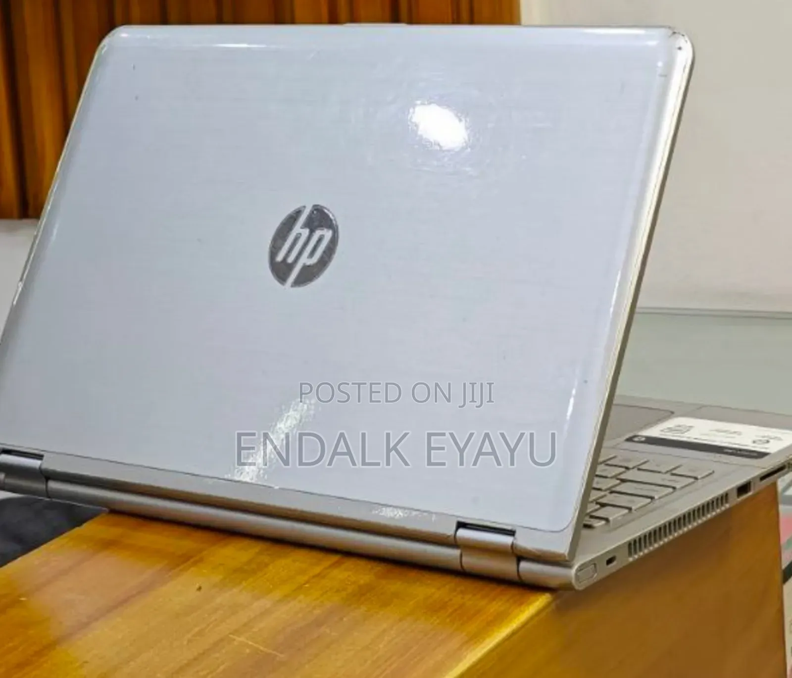New Laptop HP Envy X360 8GB Intel Core I7 HDD 1T