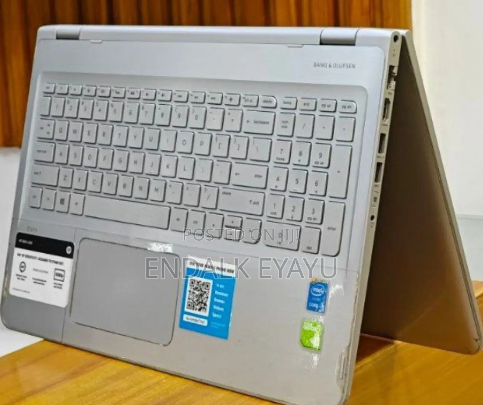 New Laptop HP Envy X360 8GB Intel Core I7 HDD 1T