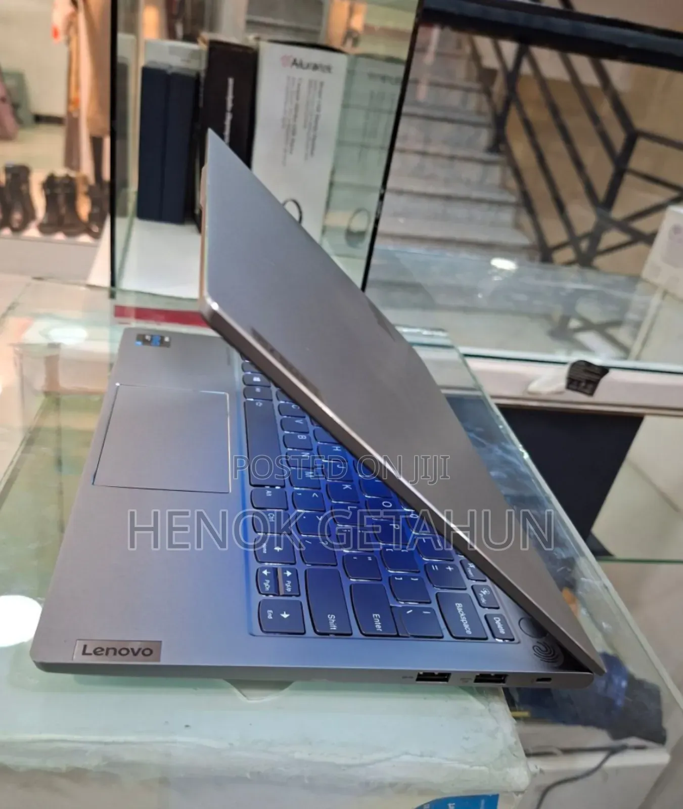 New Laptop Lenovo ThinkBook 13 16GB Intel Core i7 SSD 512GB