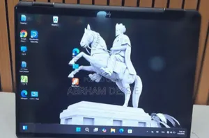 Photo - New Laptop HP Spectre 16GB Intel Core I5 SSD 1T