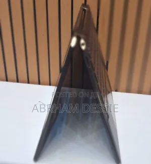 New Laptop HP Spectre 16GB Intel Core I5 SSD 1T