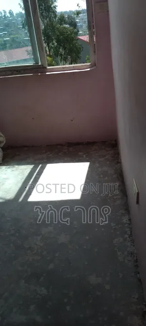 Furnished 2bdrm Condo in Ayat Mekedonia, Yeka for rent