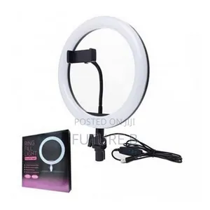 Photo - 10" Led Ring Light Compact Yet Powerful