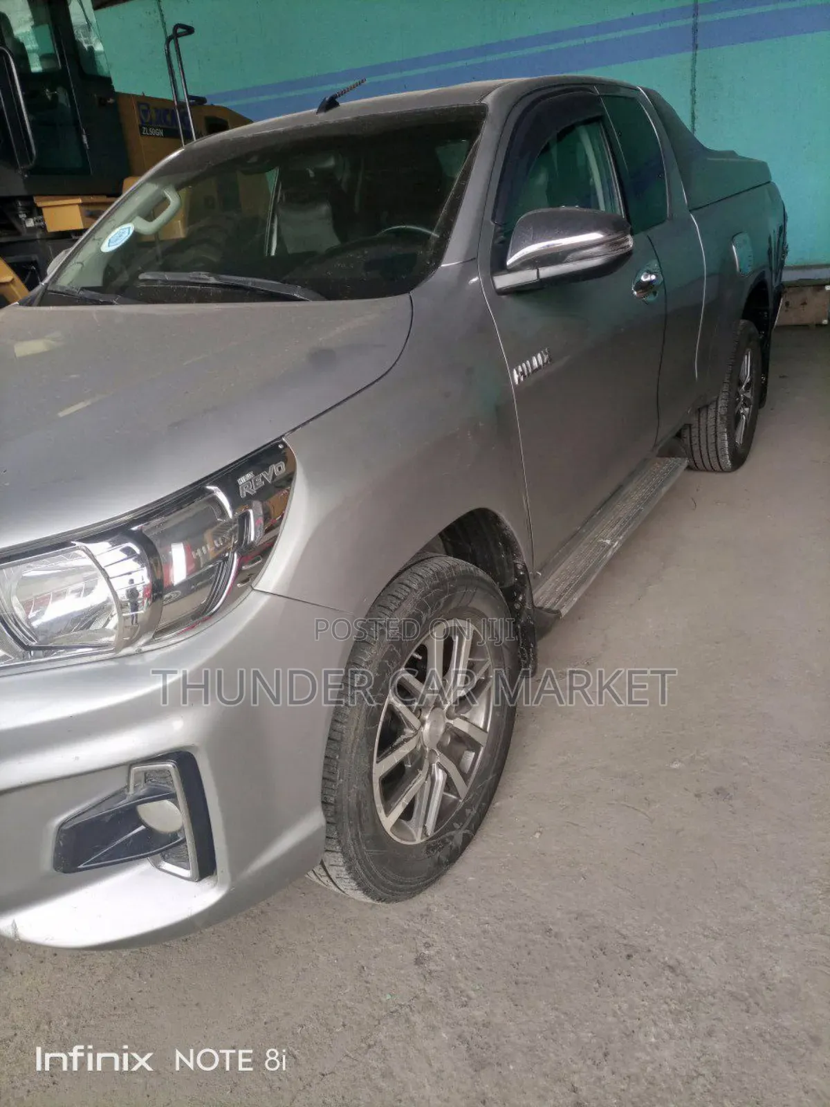 Toyota Hilux 2021 Silver